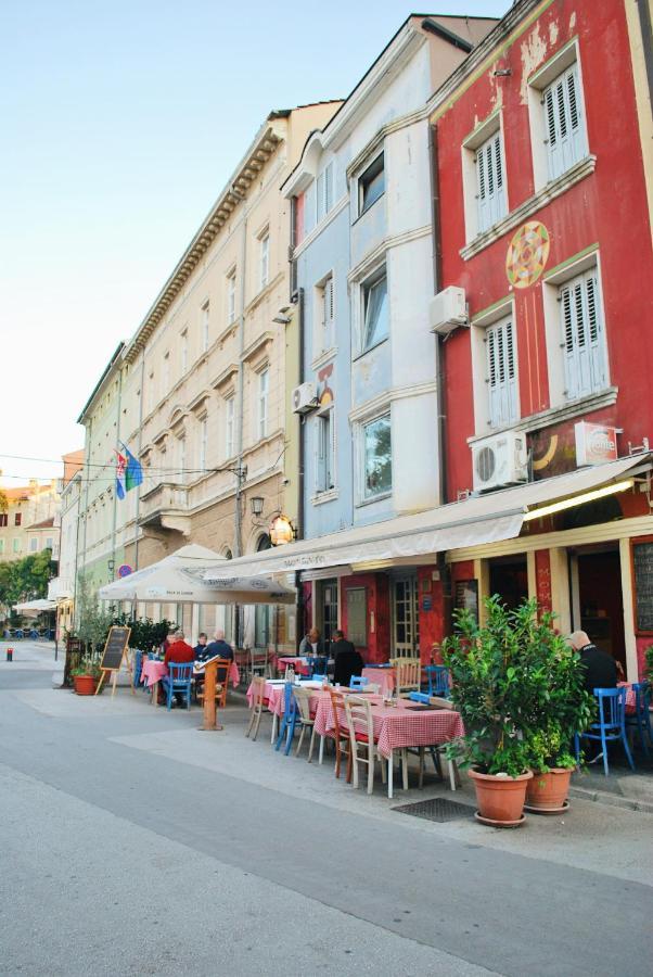 City Apartment Amfora Pula Exterior foto